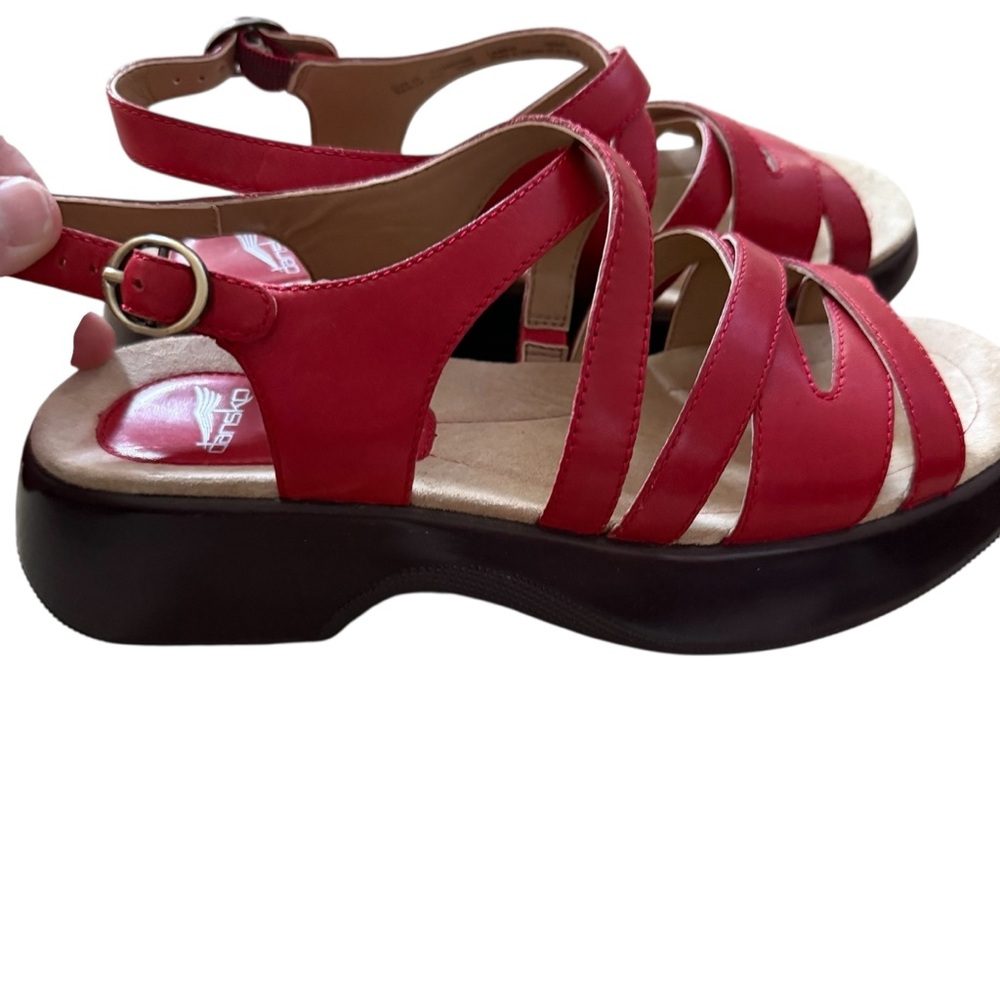 Dansko Red Strappy Leather Sandals size 39 - Picture 2 of 8